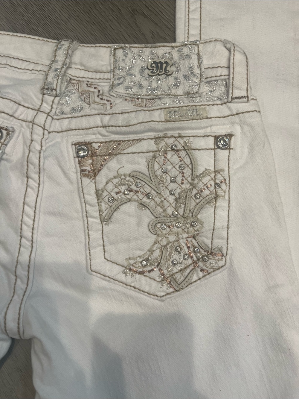 Miss Me Ankle Skinny White Embellished Jeans - Picture 7 of 9